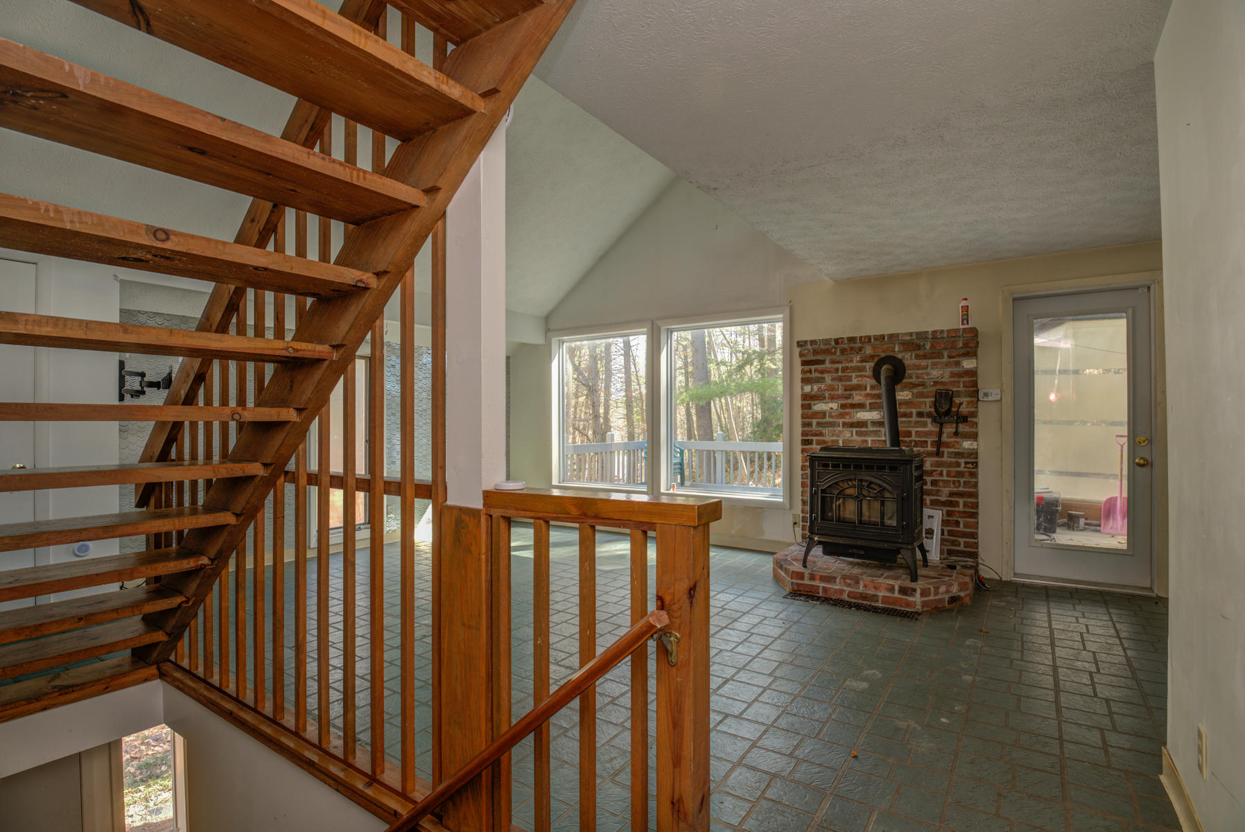 157 Old Portland Road North Waterboro, ME 04061 - Photo 7 of 29 Pic#-5