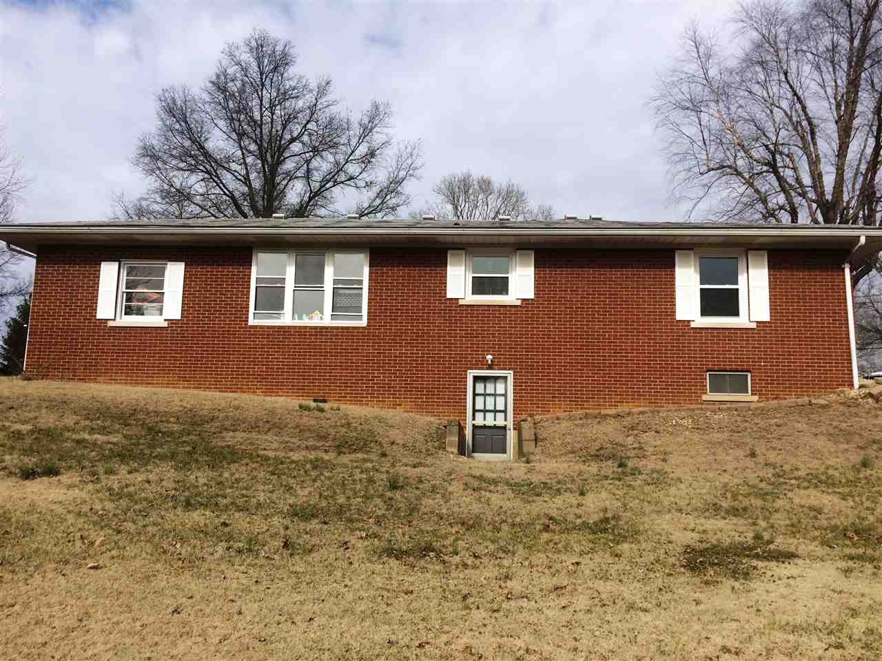 2420 North Red Bank Road Evansville, IN 47720 - Photo 10 of 14 Gallery Image 10