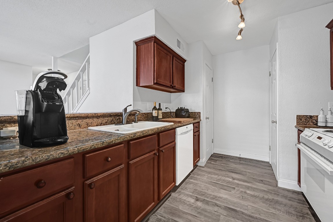 2211 South Kirkwood Road, Unit 26 Houston, TX 77077 - Photo 12 of 25