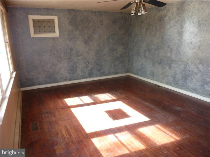 3715 Layfield Road Pennsburg, PA 18073 - Photo 2 of 9 Living Room