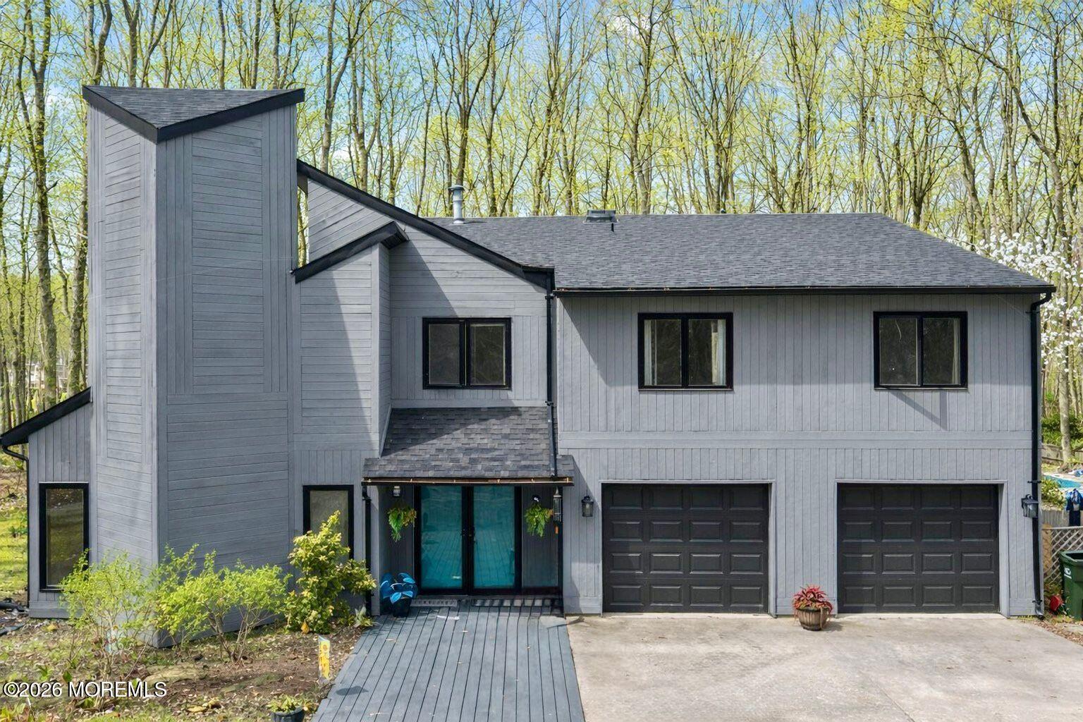 176 Stone Hill Road Freehold, NJ 07728 - Photo 2 of 44 0.5