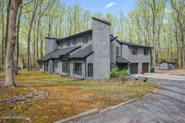 $964,900 | 176 Stone Hill Road, Freehold, NJ 07728