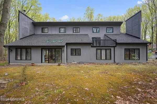 $964,900 | 176 Stone Hill Road, Freehold, NJ 07728
