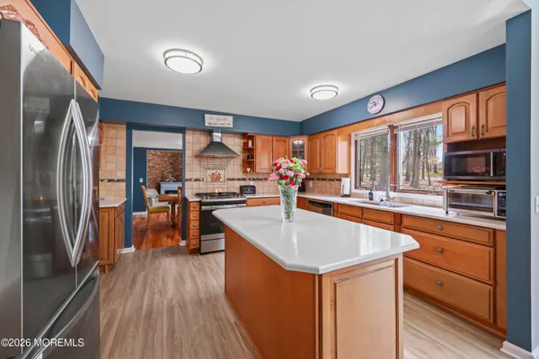 $964,900 | 176 Stone Hill Road, Freehold, NJ 07728