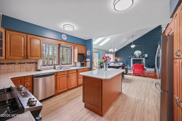 $964,900 | 176 Stone Hill Road, Freehold, NJ 07728