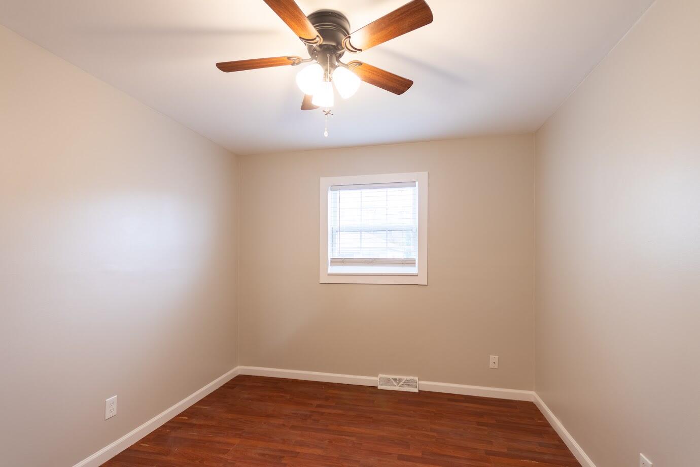 45811 Harris Road Belleville, MI 48111 - Photo 16 of 21 Harris 16