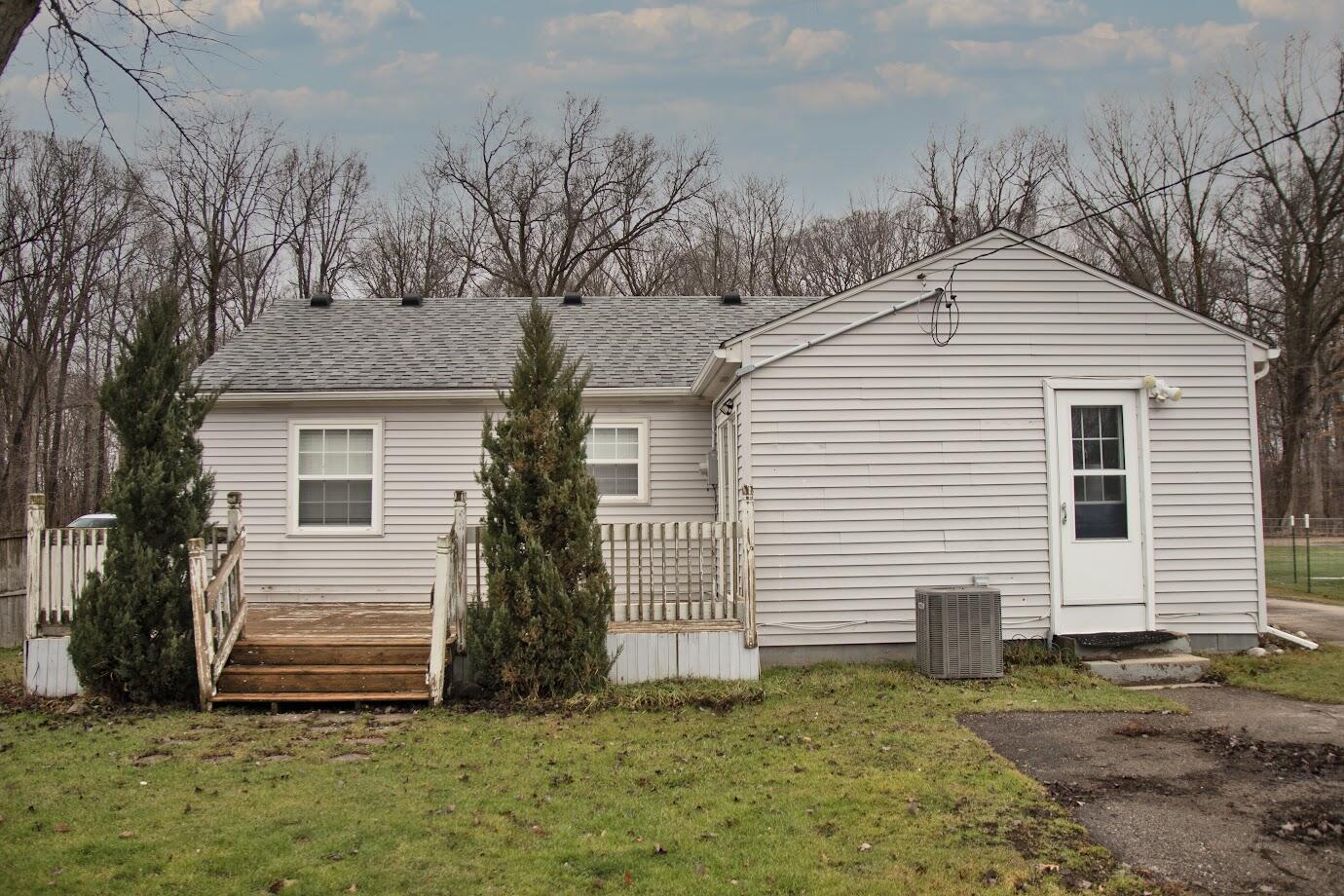 45811 Harris Road Belleville, MI 48111 - Photo 2 of 21 Harris 2