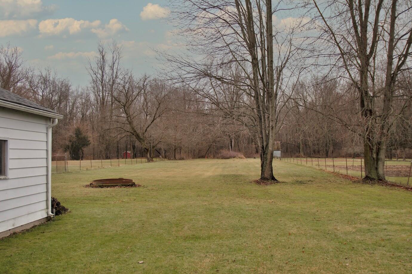 45811 Harris Road Belleville, MI 48111 - Photo 3 of 21 Harris 3