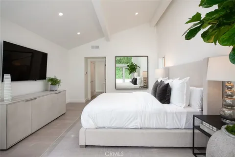 $20,000 | 11 Greenbriar Lane, Newport Beach, CA 92660