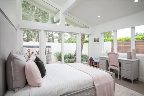 $20,000 | 11 Greenbriar Lane, Newport Beach, CA 92660
