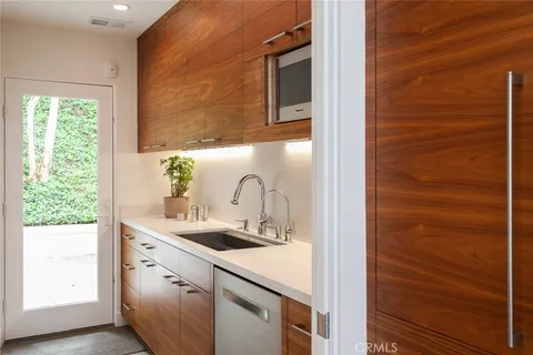 $20,000 | 11 Greenbriar Lane, Newport Beach, CA 92660