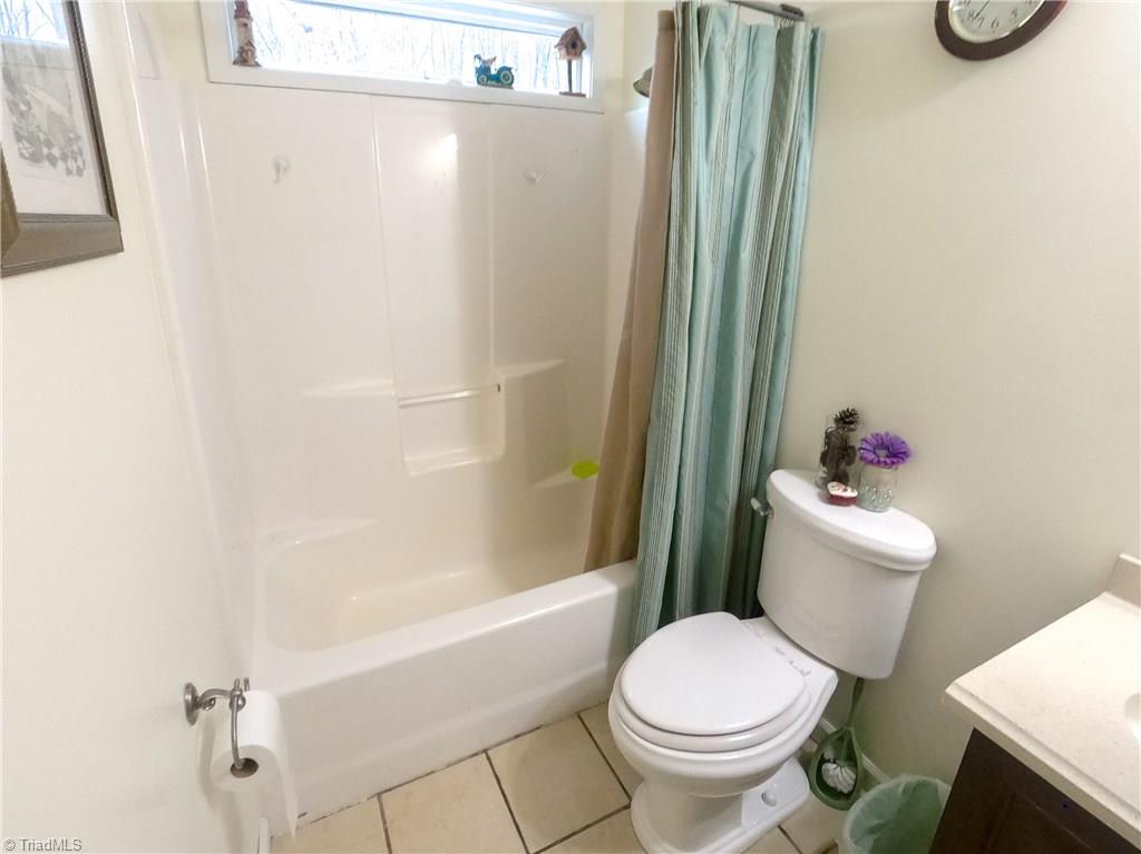 2587 Slate Road King, NC 27021 - Photo 8 of 9