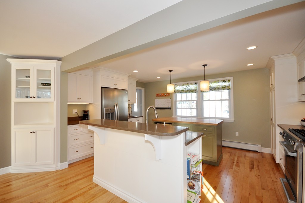 4 Broadview Street Acton, MA 01720 - Photo 2 of 10