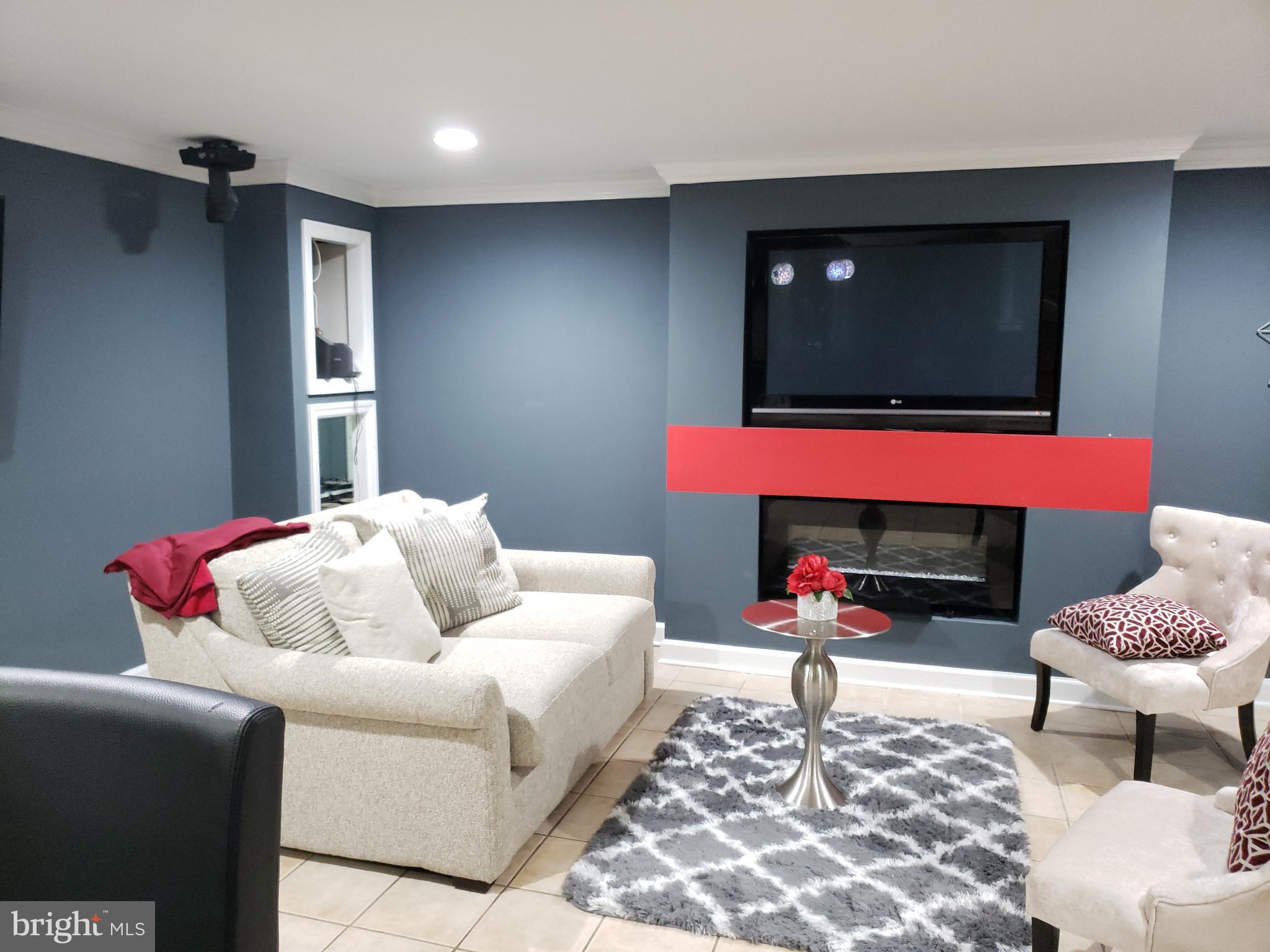 8736 Ridge Hollow Court Springfield, VA 22152 - Photo 24 of 57 RECREATION ROOM LOWER LEVEL