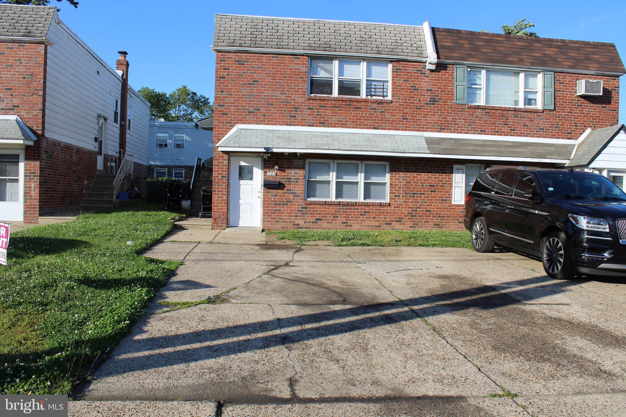 721 Red Lion Road Philadelphia, PA 19115 - Photo 2 of 6