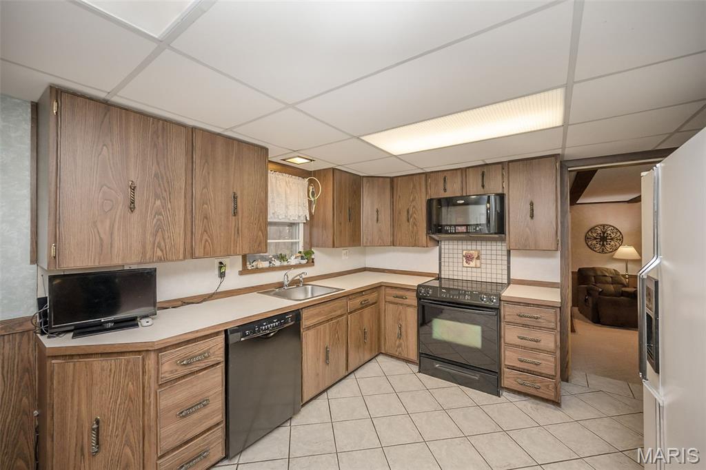 521 Kehrs Mill Road Ballwin, MO 63011 - Photo 12 of 39