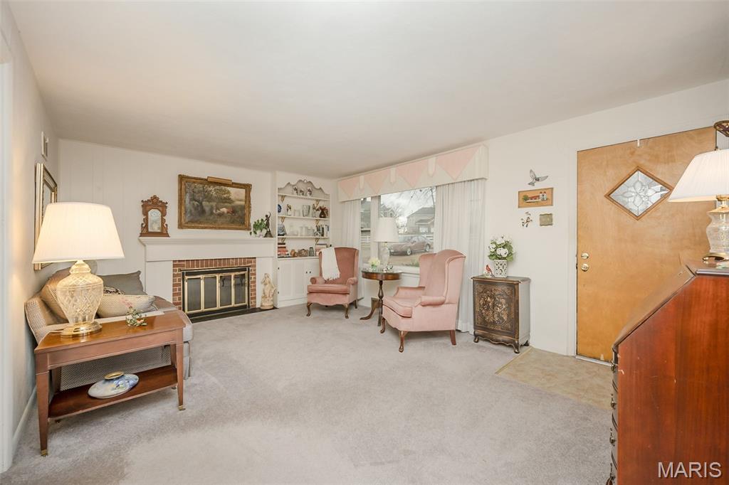 521 Kehrs Mill Road Ballwin, MO 63011 - Photo 7 of 39