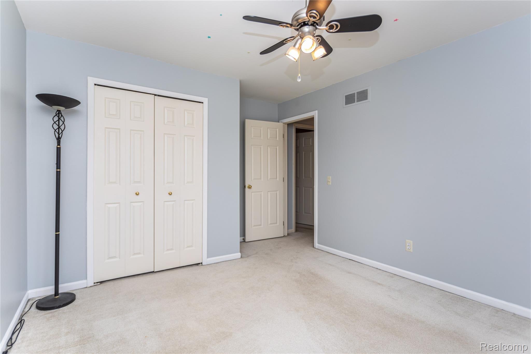6670 Fox Hills Road Canton, MI 48187 - Photo 28 of 44 27.jpg