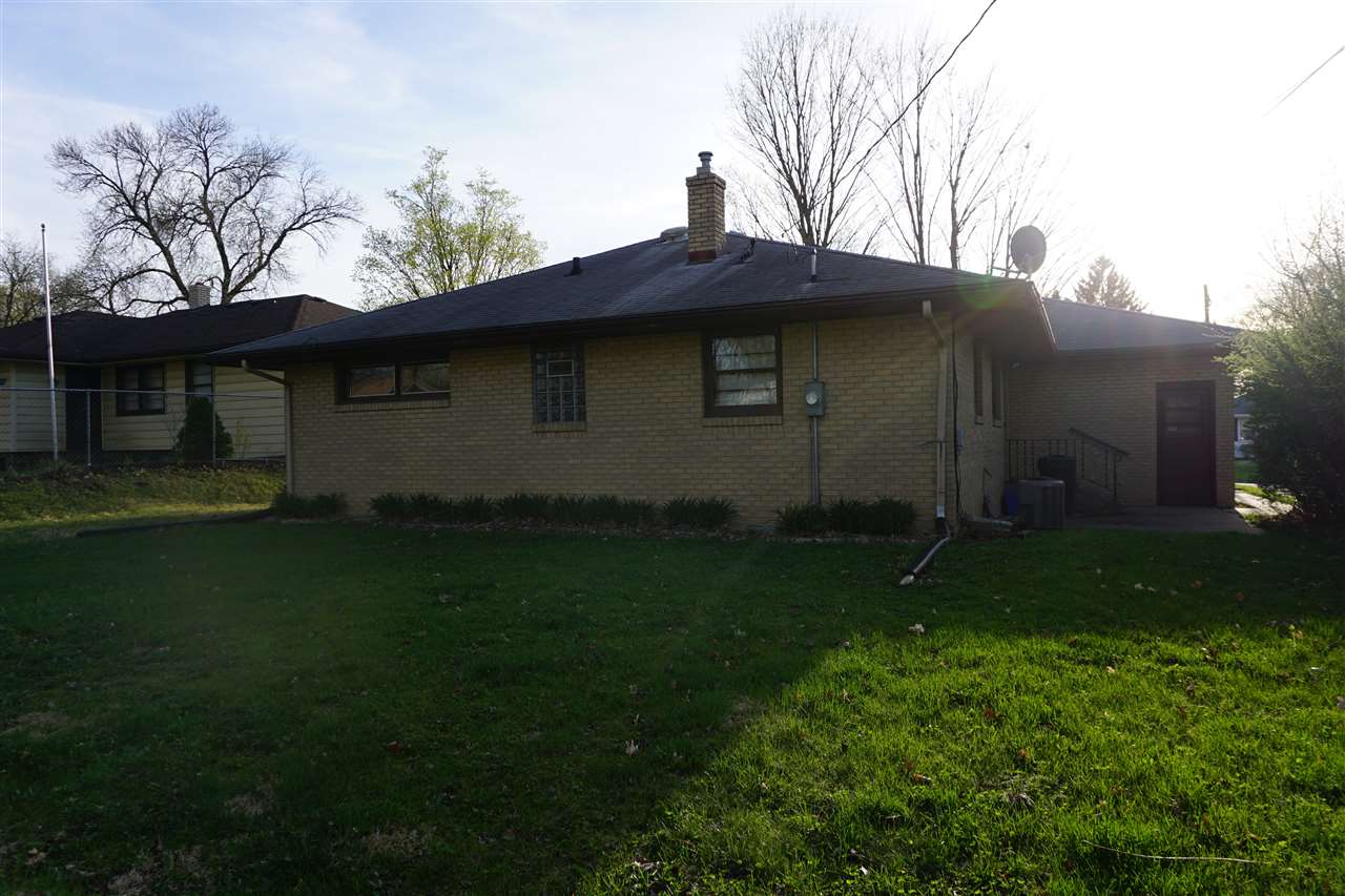 2348 Wisconsin Road Rockford, IL 61108 - Photo 10 of 15 Gallery Image 10