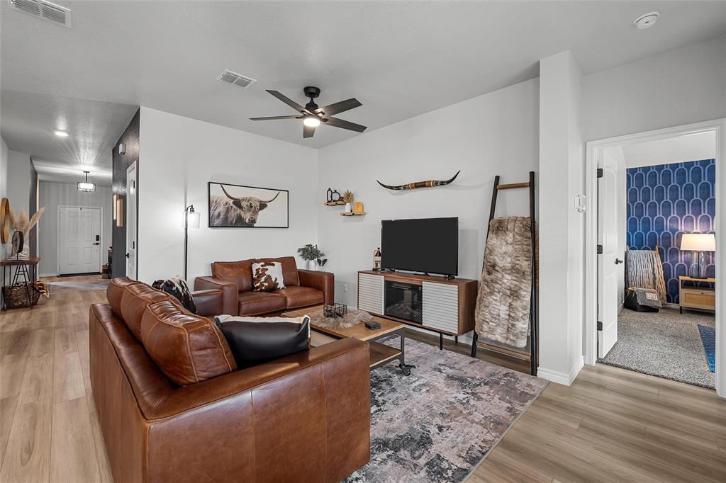 10912 Worthington Street Waco, TX 76708 - Photo 8 of 36