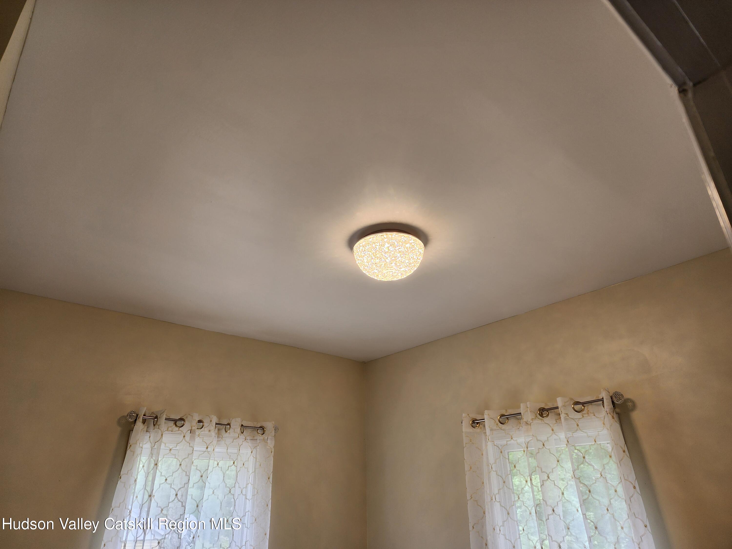 672 Springtown Road Tillson, NY 12486 - Photo 19 of 20 bedroom light