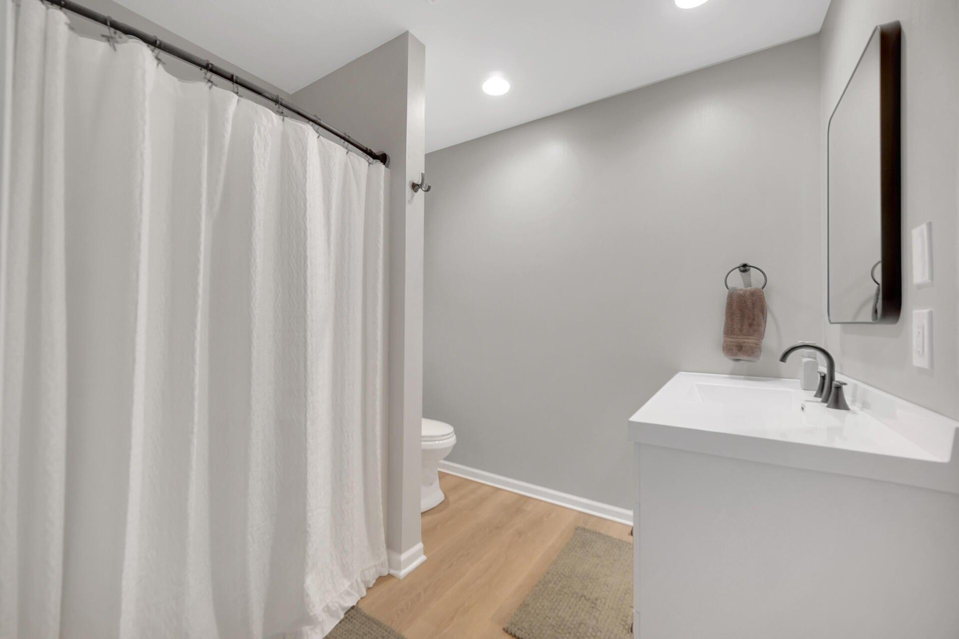 3731 42nd Drive Highland, IN 46322 - Photo 14 of 26 1920x1280