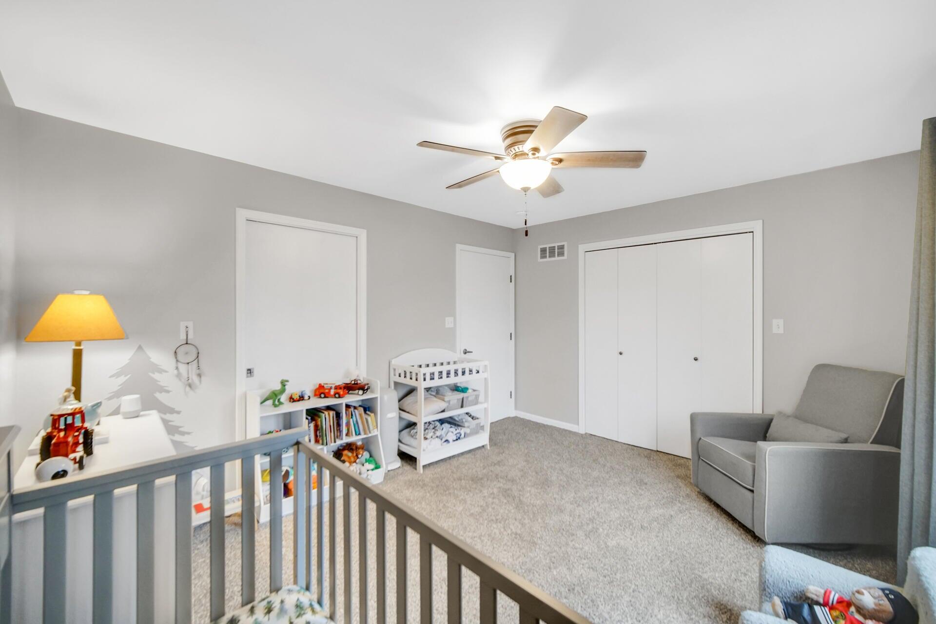 3731 42nd Drive Highland, IN 46322 - Photo 19 of 26 1920x1280