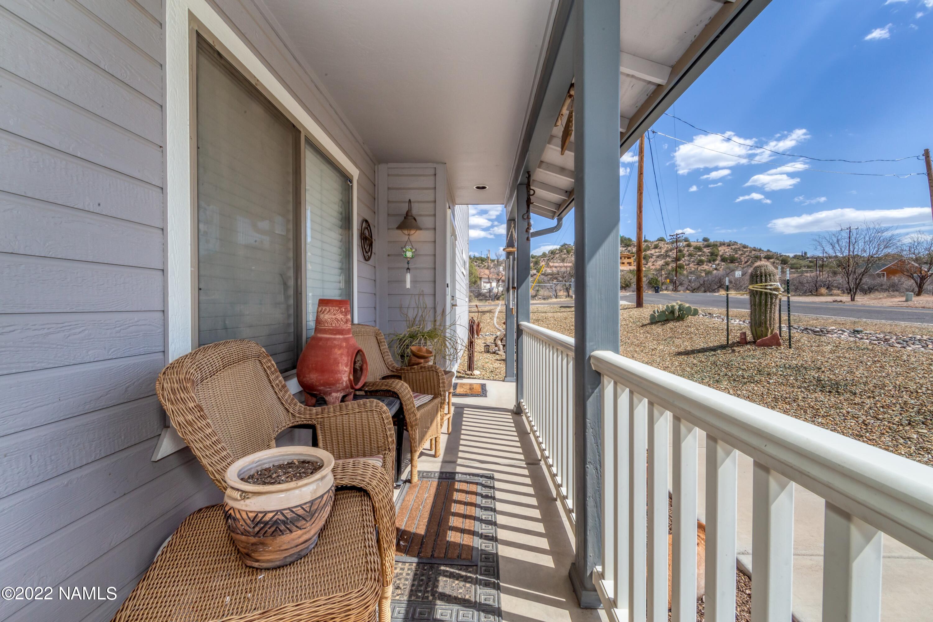 4220 East Cliffside Trail Rimrock, AZ 86335 - Photo 8 of 26 005_Front Patio