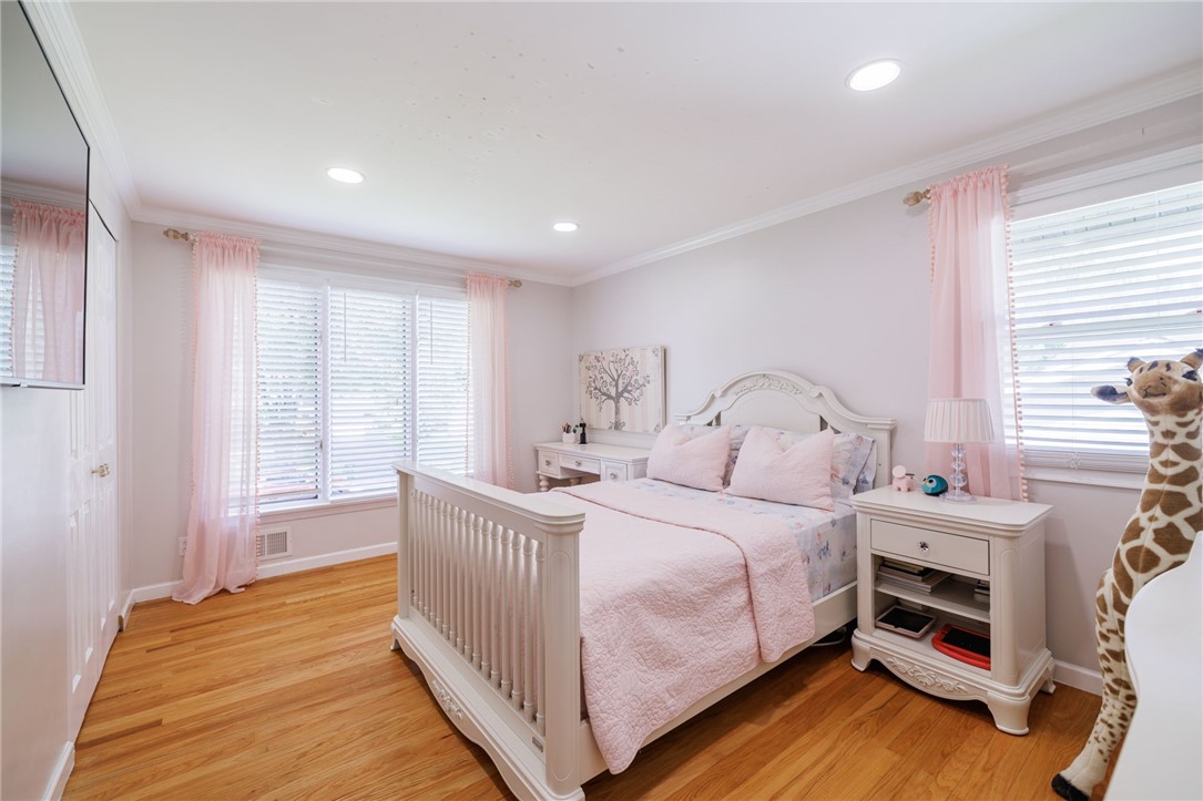 80 Barnfield Road Henrietta, NY 14534 - Photo 21 of 34