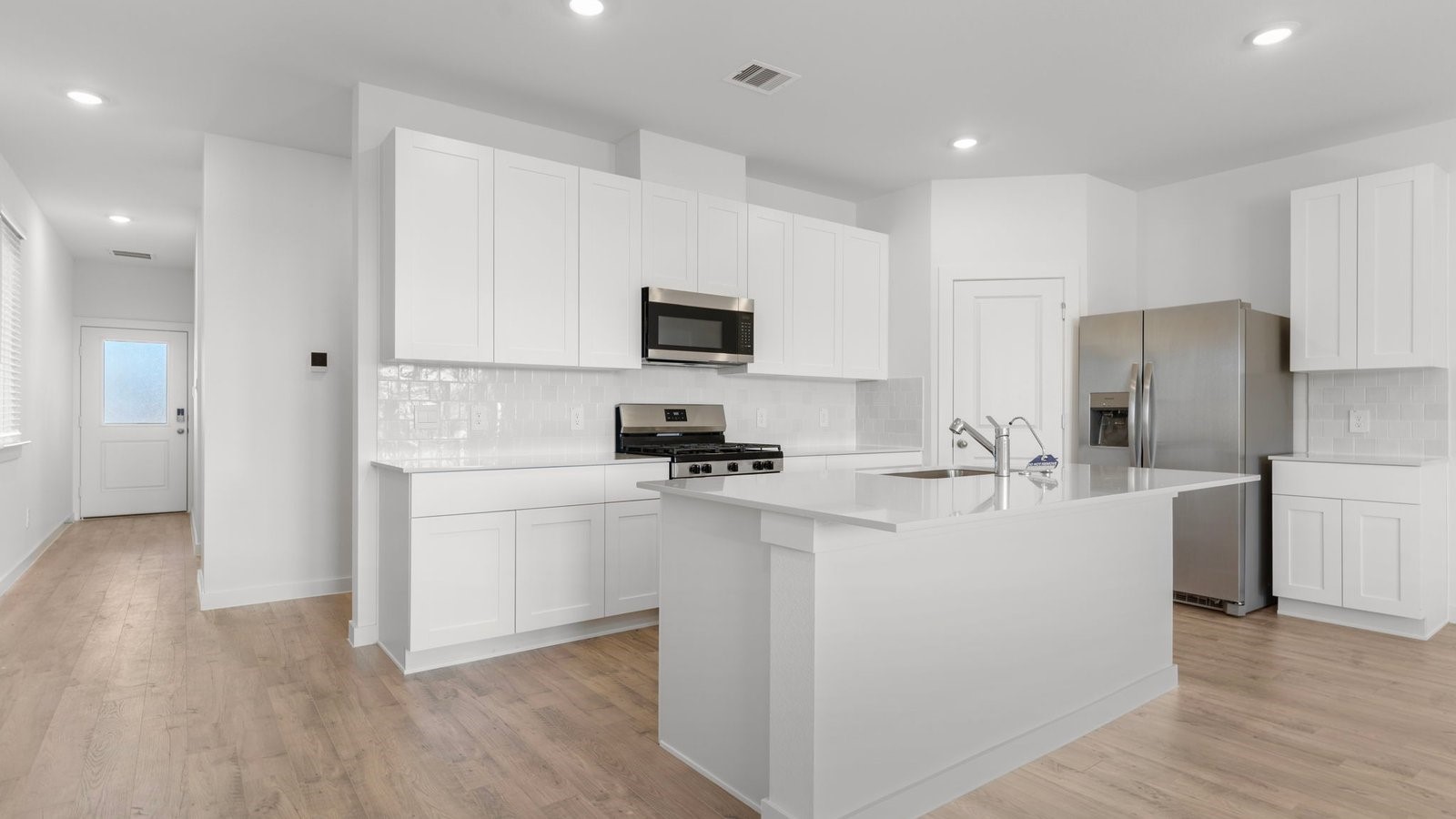 3563 Blue Mockingbird Street Katy, TX 77494 - Photo 6 of 46 *Options vary. Dimensions approximate. Images/3D tour for illustration only.