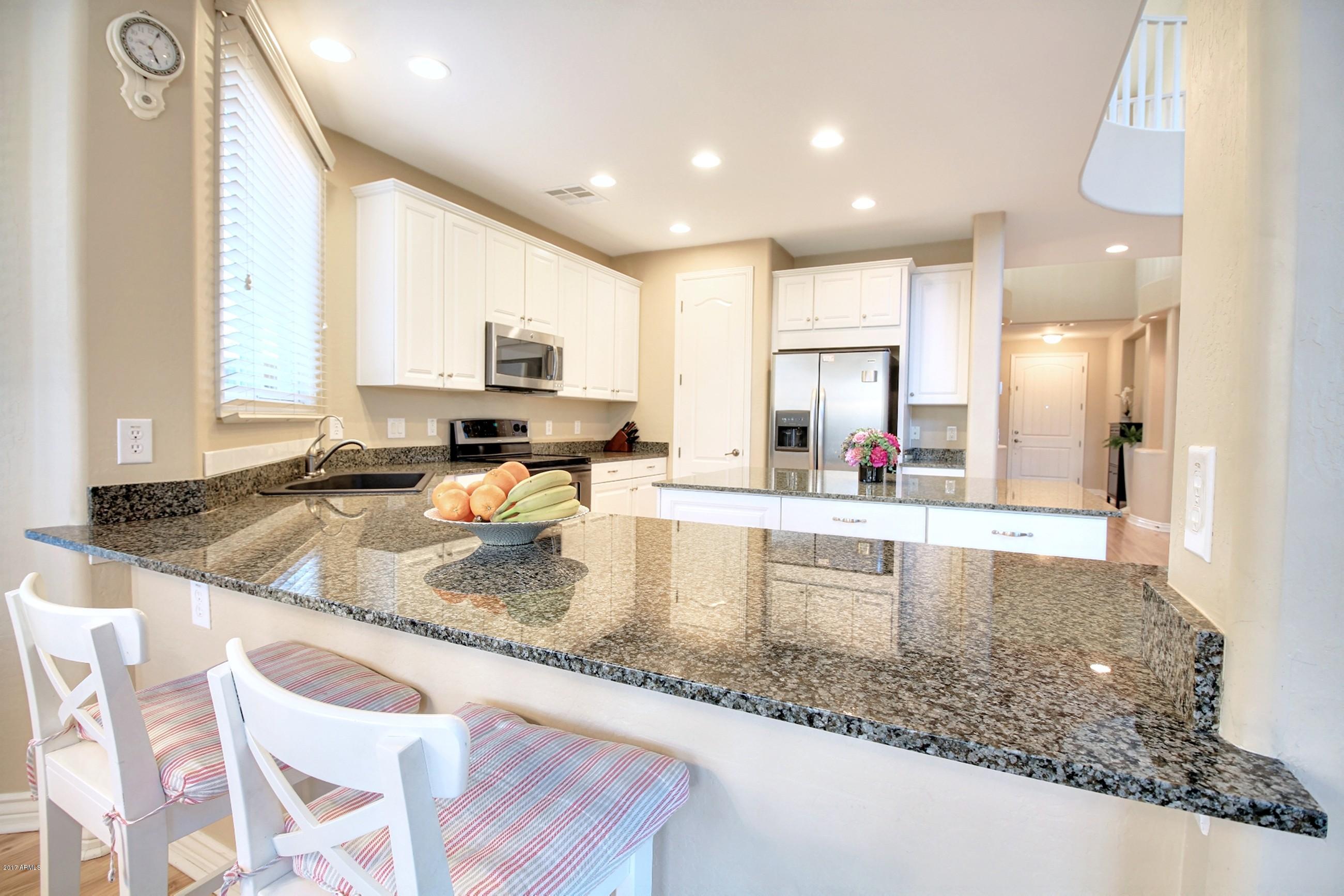 836 East Blue Ridge Way Chandler, AZ 85249 - Photo 15 of 64 kitchen4