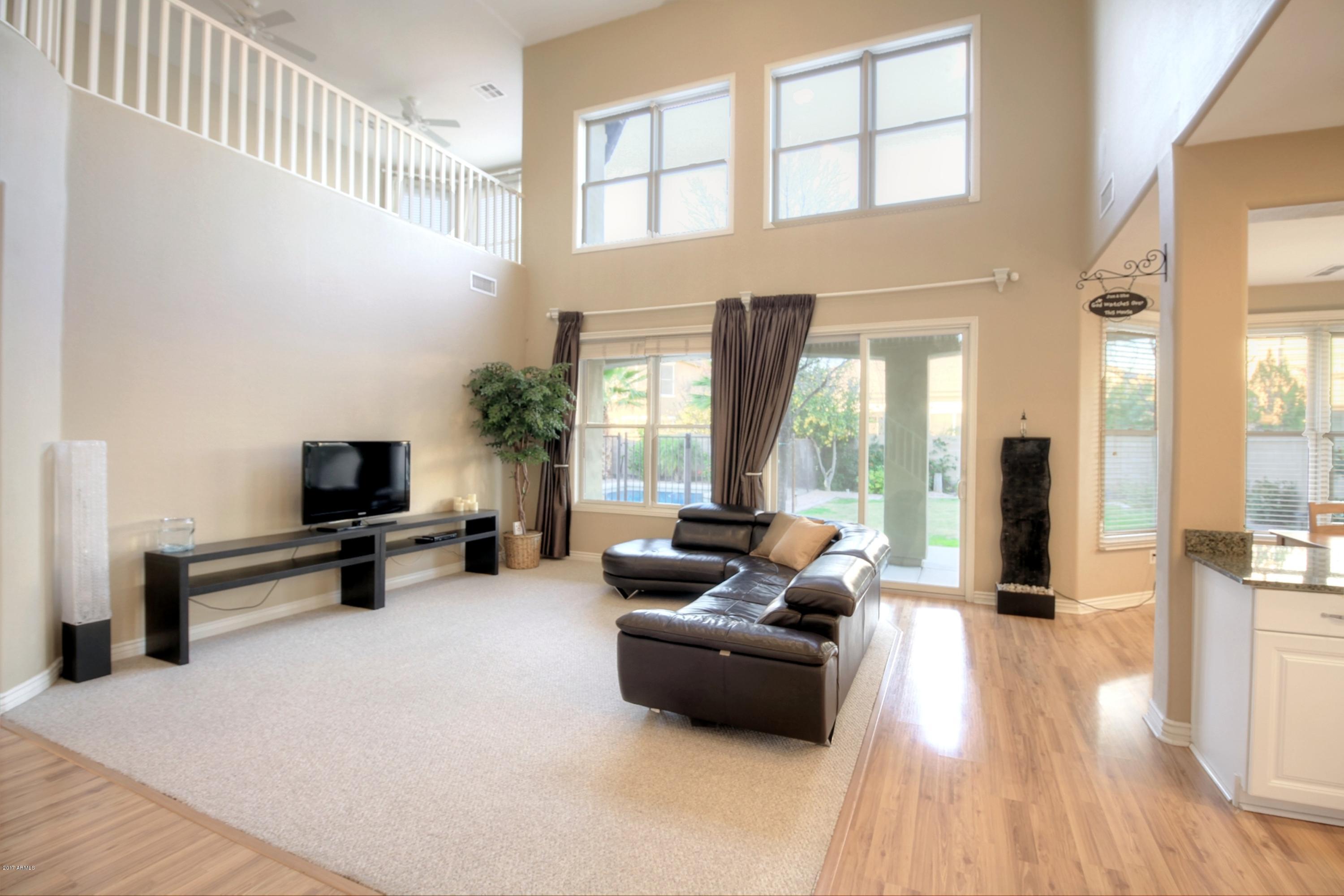 836 East Blue Ridge Way Chandler, AZ 85249 - Photo 19 of 64 family room2