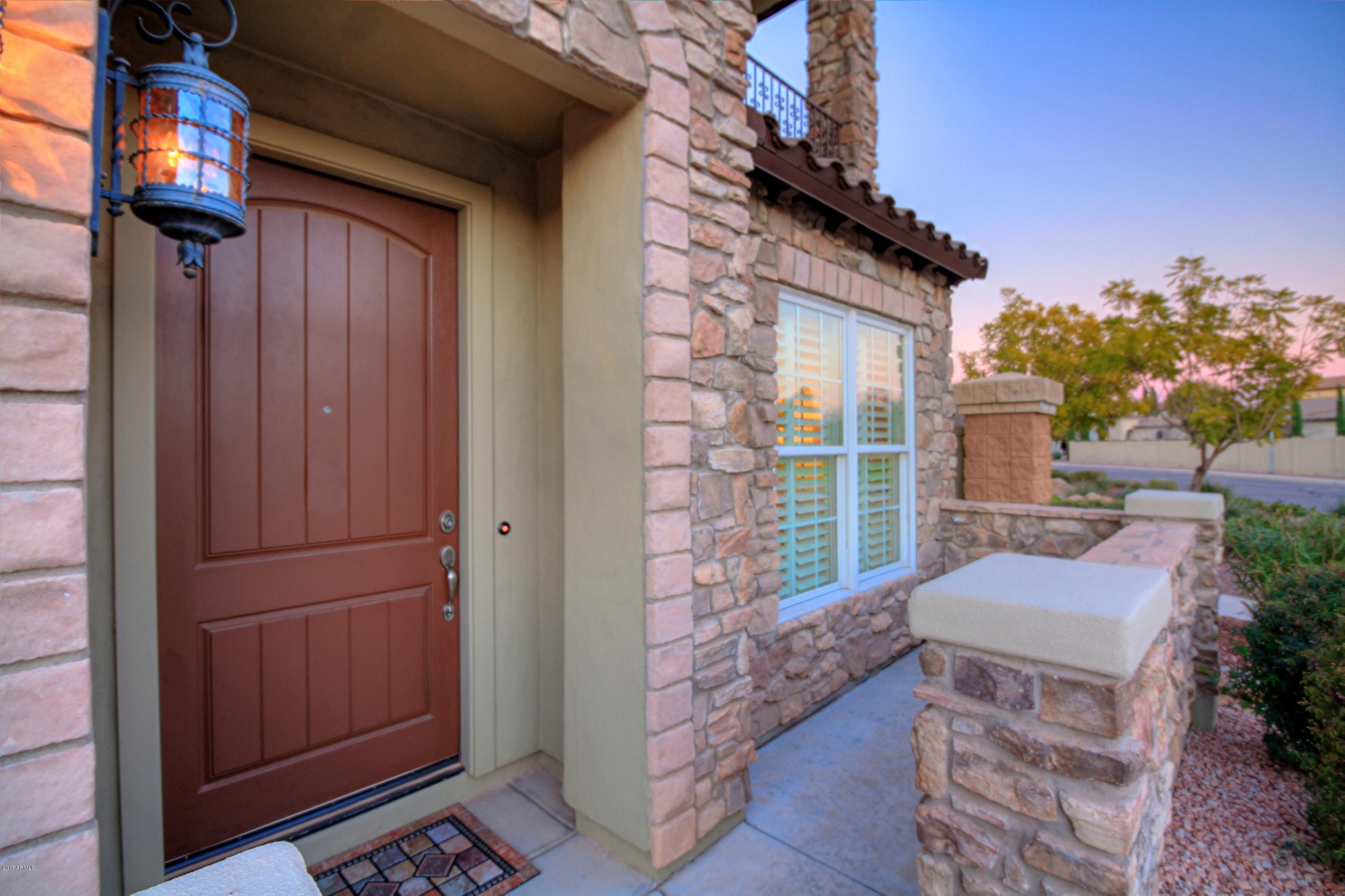 836 East Blue Ridge Way Chandler, AZ 85249 - Photo 5 of 64 front entry