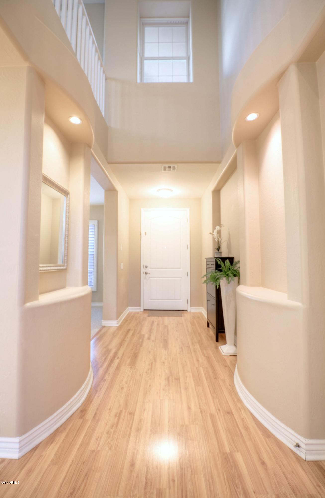 836 East Blue Ridge Way Chandler, AZ 85249 - Photo 6 of 64 entry