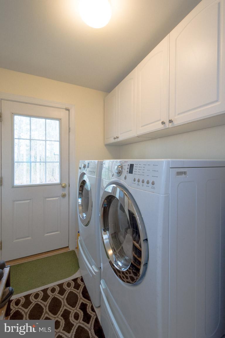 1885 Wickham Road Bumpass, VA 23024 - Photo 9 of 30 Main Level Laundry Room