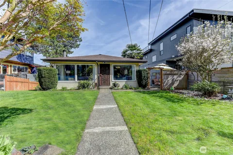 $1,399,950 | 610 27th Avenue East, Seattle, WA 98112