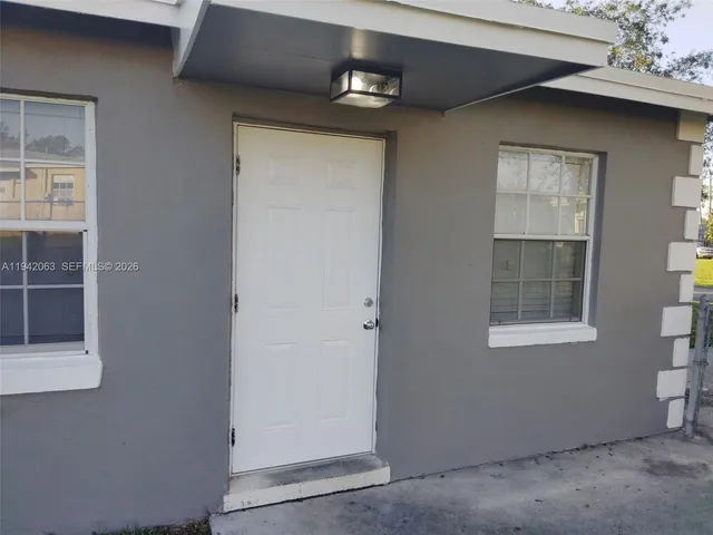 $3,600 | 304 Northwest 6th Avenue, Boynton Beach, FL 33435