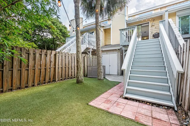 $3,000 | 2219 Gordon Avenue, Jacksonville Beach, FL 32250