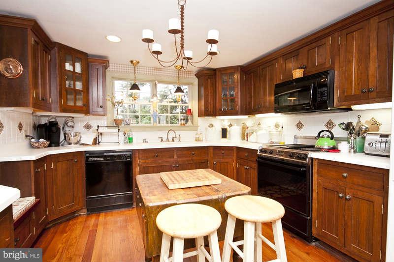 3946 Mt Zion Road Upperco, MD 21155 - Photo 8 of 26 Kitchen