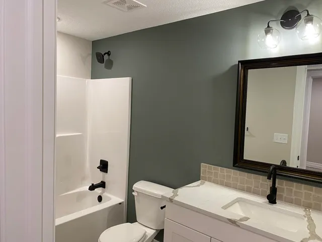 $342,647 | 8632 East Chris Street, Bel Aire, KS 67226