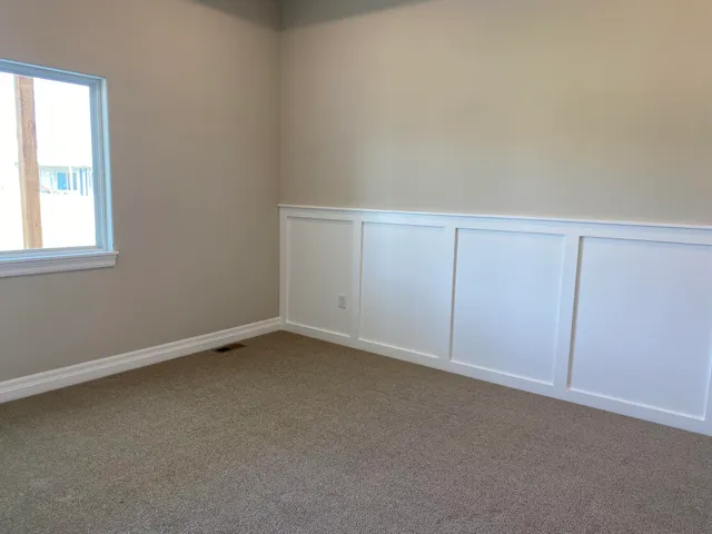 $342,647 | 8632 East Chris Street, Bel Aire, KS 67226