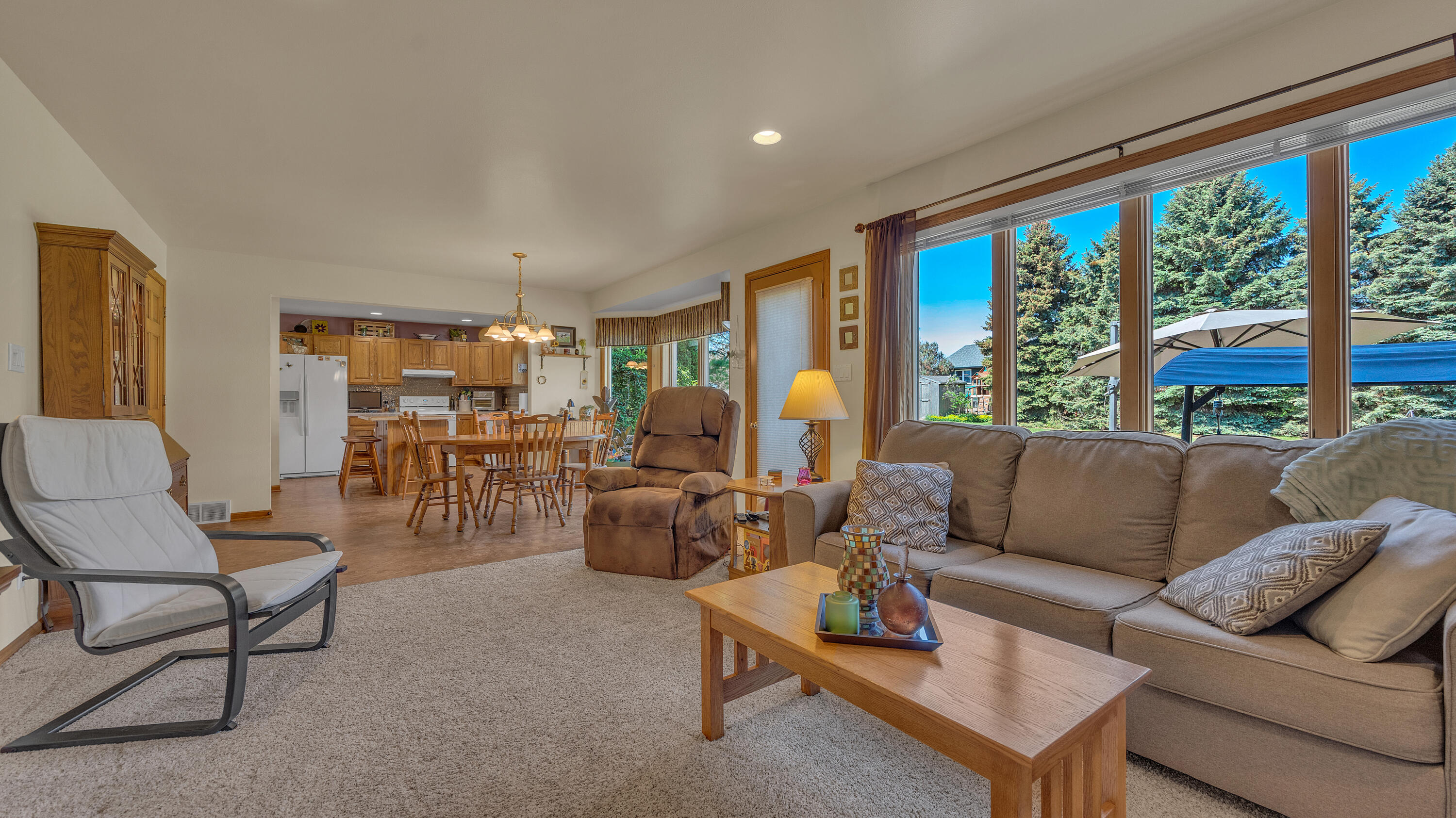 5118 Moenning Road Sheboygan, WI 53081 - Photo 12 of 42 Family Room 1-1