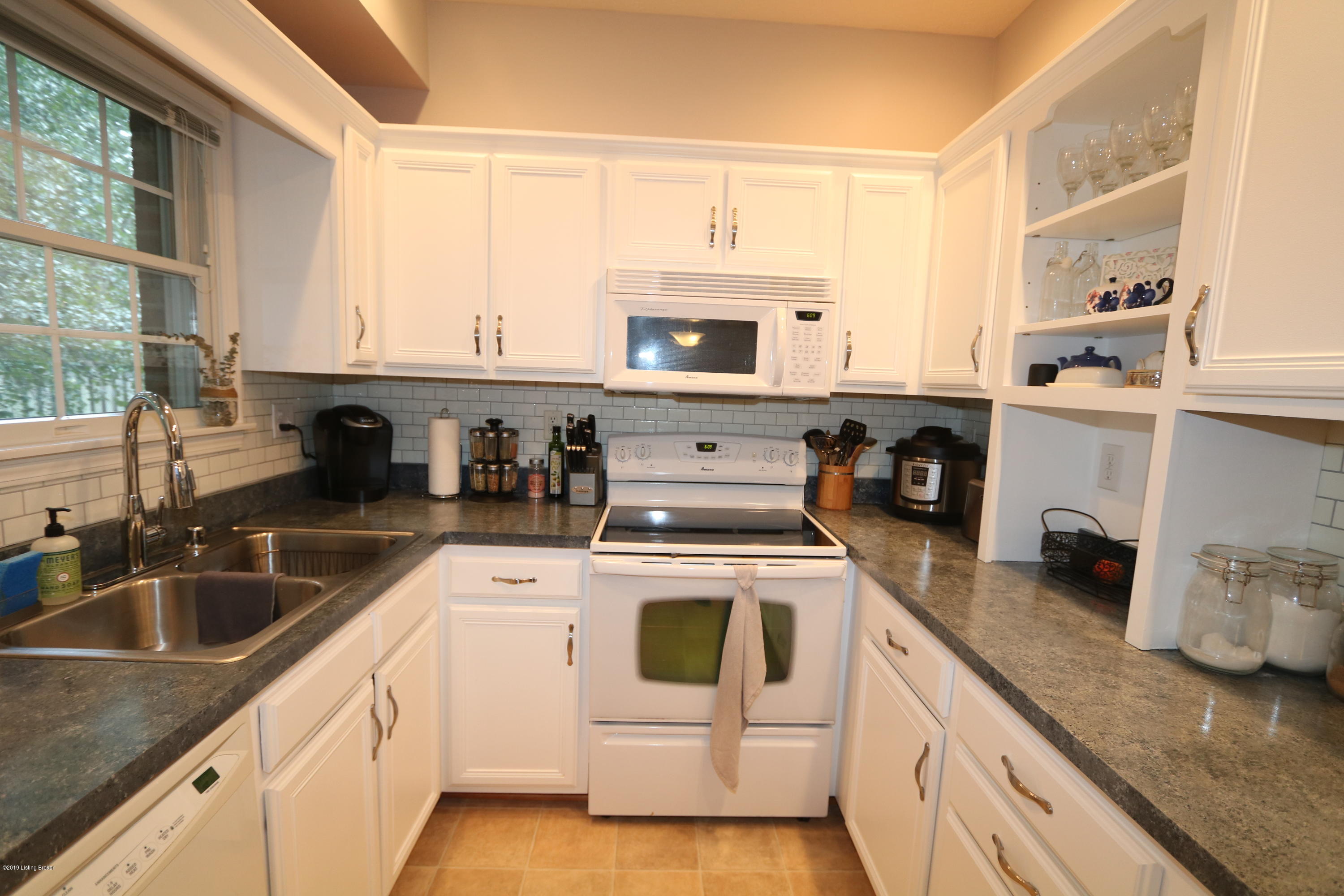 3100 Hendon Road Louisville, KY 40220 - Photo 15 of 36 2019-08-09 18.42.01