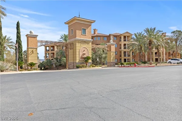 $484,900 | 15 Via Mantova, Unit 208, Henderson, NV 89011