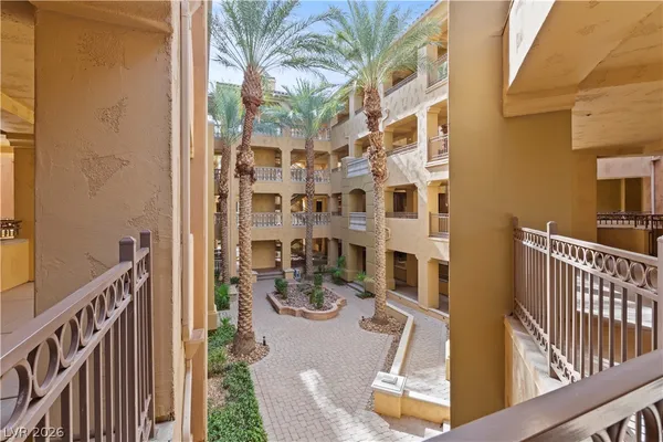$484,900 | 15 Via Mantova, Unit 208, Henderson, NV 89011