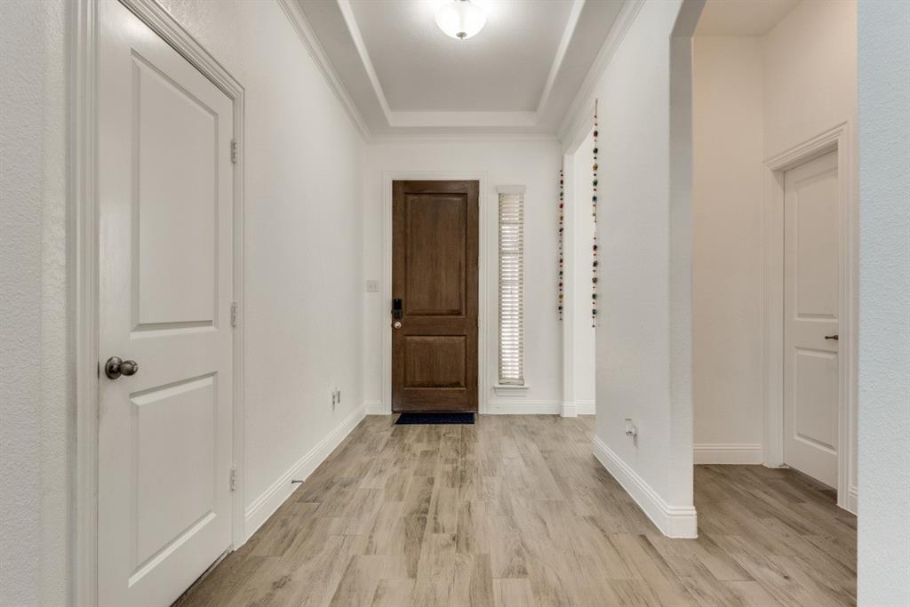 10312 Georgetown Place McKinney, TX 75071 - Photo 2 of 25