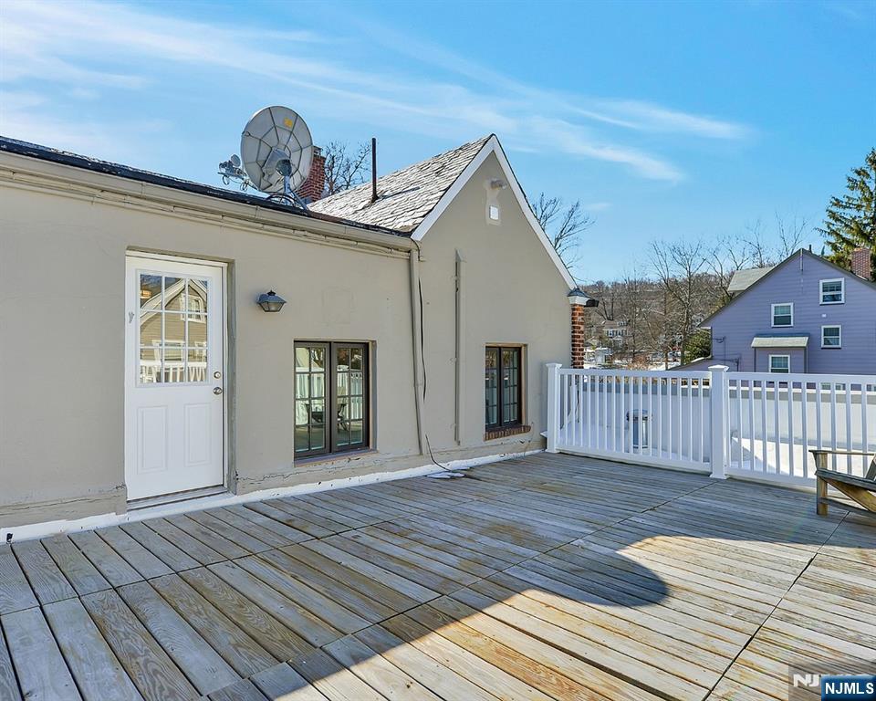 1 Laurel Place Montclair, NJ 07043 - Photo 21 of 24