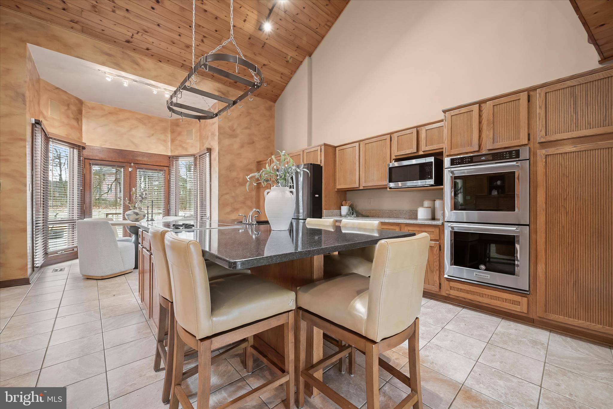 13304 Ridgewood Drive Ellicott City, MD 21042 - Photo 14 of 88 Eat-in Kitchen