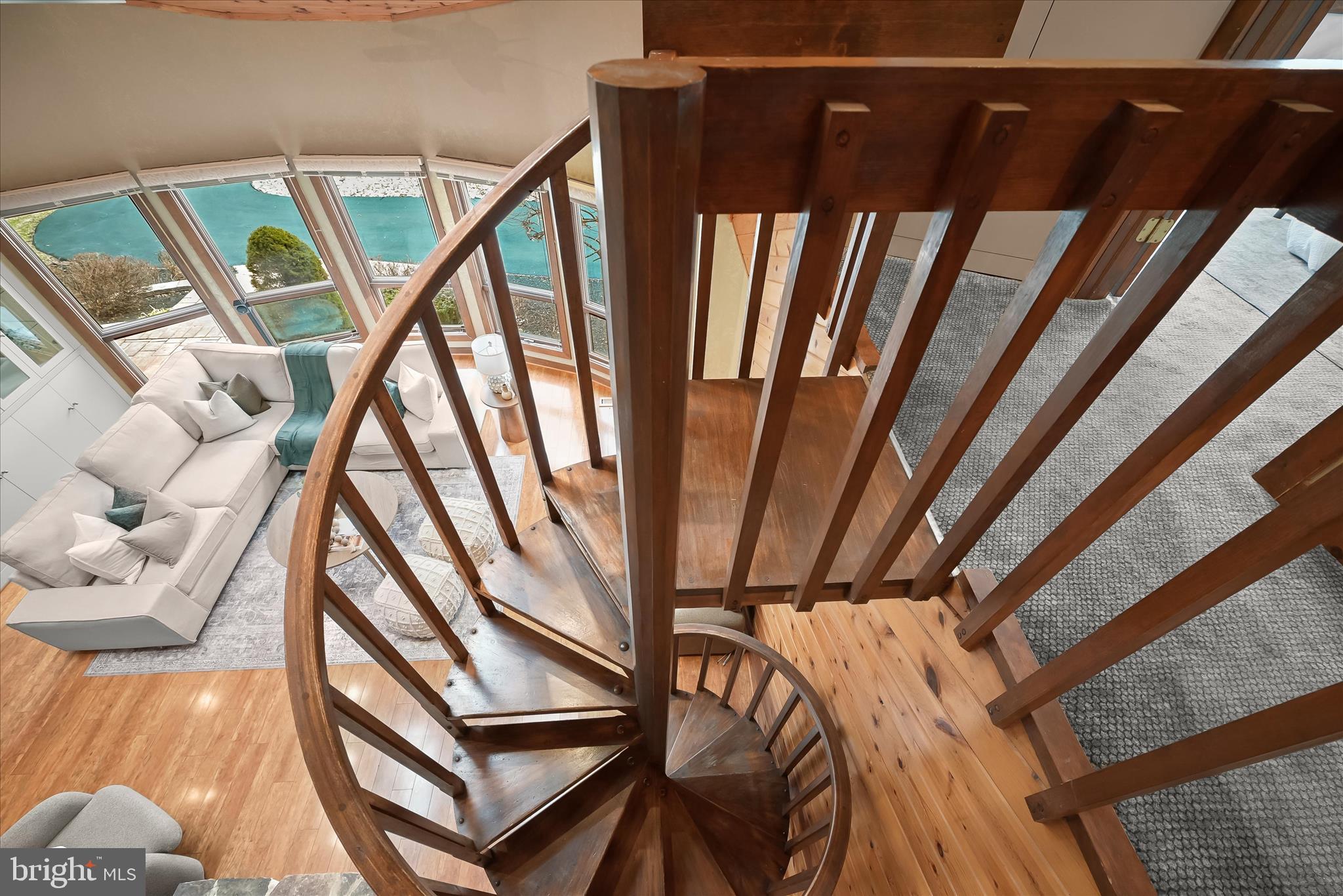 13304 Ridgewood Drive Ellicott City, MD 21042 - Photo 25 of 88 Upper Level