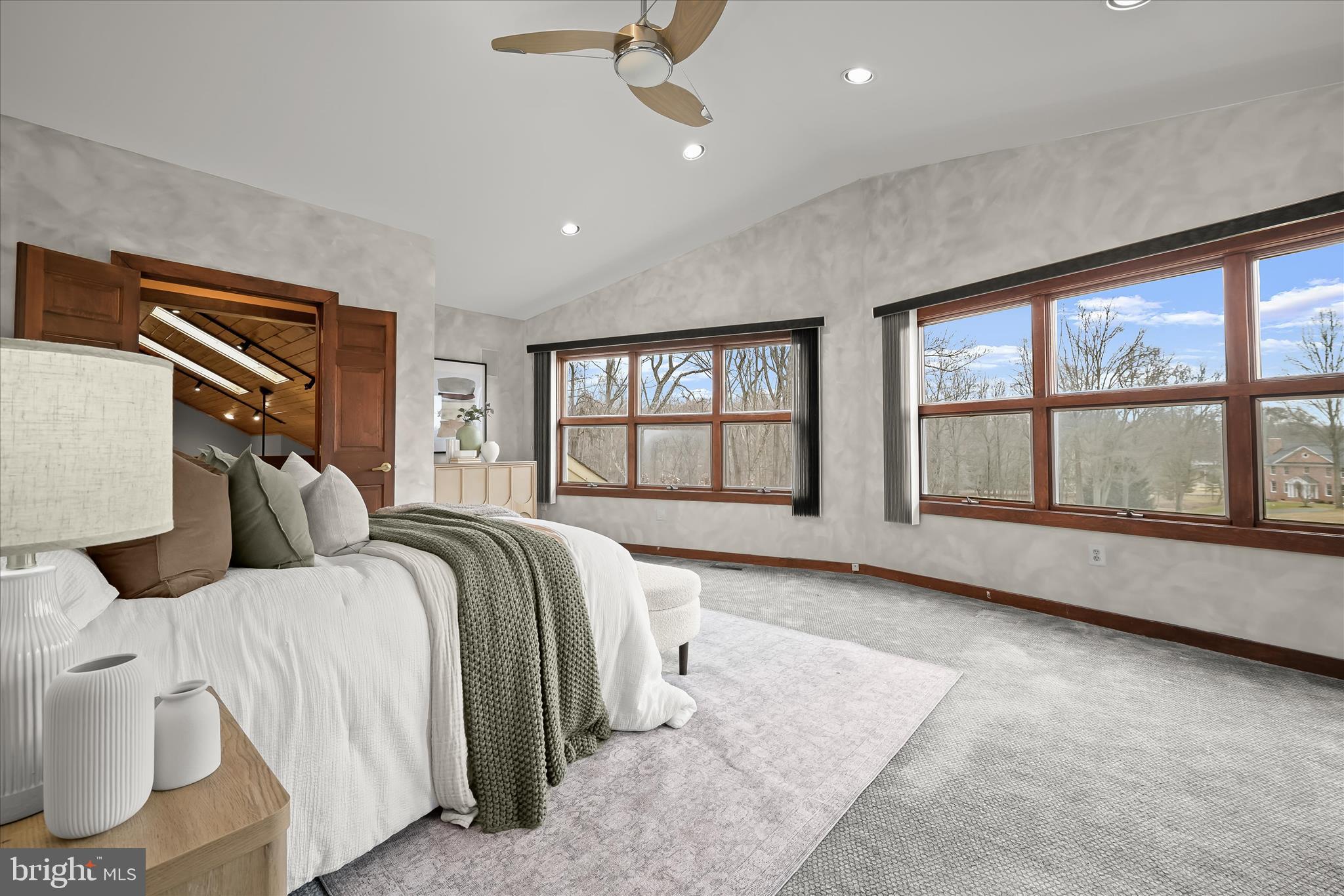 13304 Ridgewood Drive Ellicott City, MD 21042 - Photo 29 of 88 Primary Bedroom Suite